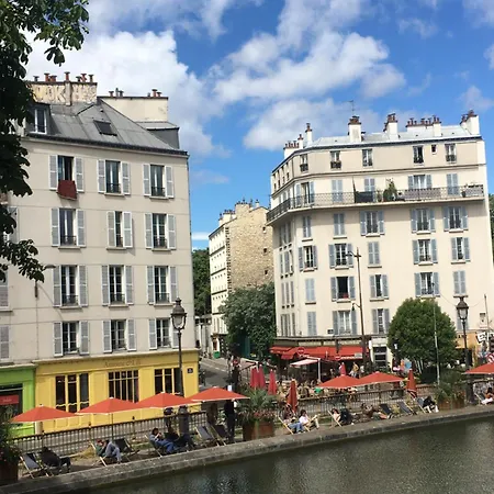 De Charme Avec Vue Sur Le Canal Saint-martin
