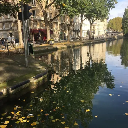 Apartment Paris, Au Bord Du Canal Saint Martin
